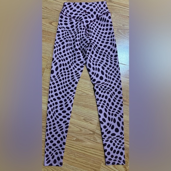 Stylish Polka Dot Women's Leggings - Purple - Picture 4 of 4